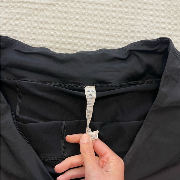 Lululemon Ruffle Skort - Picture 3 of 3